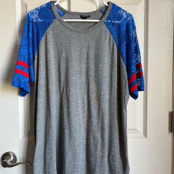 Torrid Retro Baseball Ringer Tee Gray Blue Red Lace Sleeves Stripes Striped - Picture 1 of 7